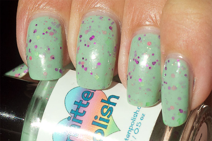 smittenpolish-pinkgoesgoodwithgreen-5