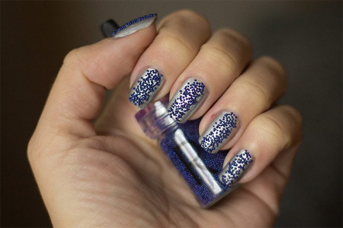 makeupstore-caviar-purple-essie-loophole-1